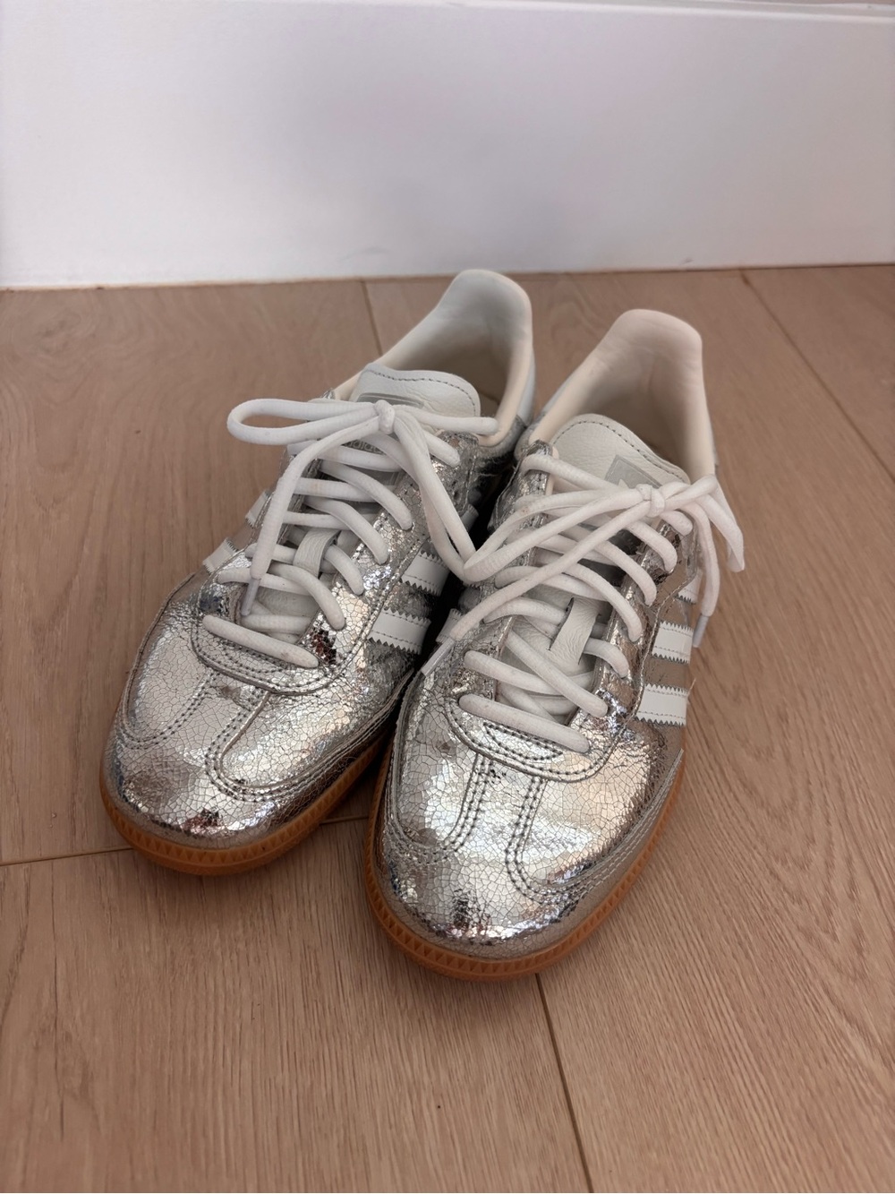 Women’s Adidas Samba OG Silver Sneakers Sz 6.5